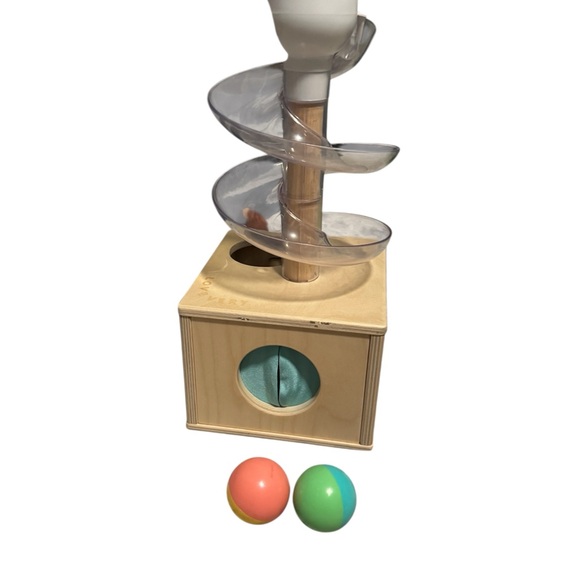 LOVEVERY- Slide and Seek Ball Run - Picture 5 of 14